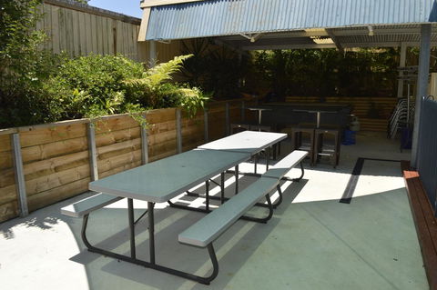 Kallangur Motel - Australian Directory 19