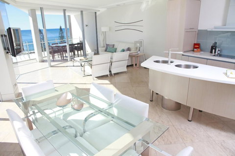 Oceans Mooloolaba - Australian Directory 31