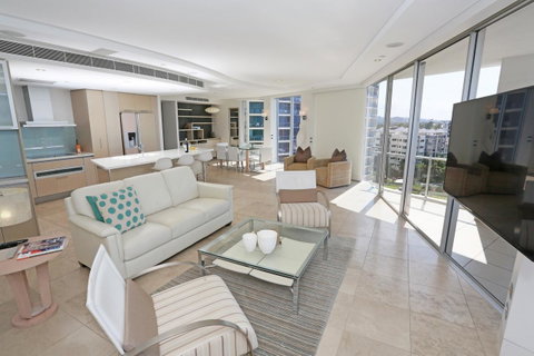 Oceans Mooloolaba - Australian Directory 5
