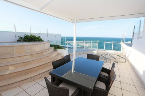 Oceans Mooloolaba - Australian Directory 42
