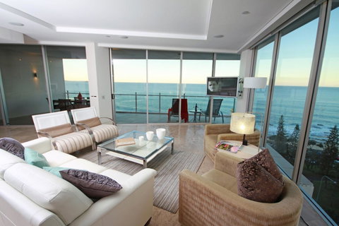 Oceans Mooloolaba - Australian Directory 15