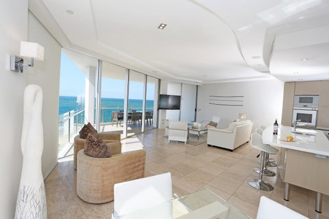 Oceans Mooloolaba - Australian Directory 3