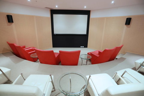 Oceans Mooloolaba - Australian Directory 44