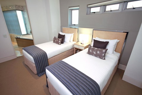 Oceans Mooloolaba - Australian Directory 19