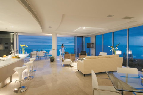 Oceans Mooloolaba - Australian Directory 0