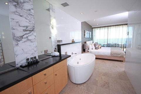 Oceans Mooloolaba - Australian Directory 10