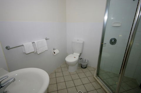 La Vida On Anzac - Australian Directory 7