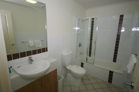 La Vida On Anzac - Australian Directory 11