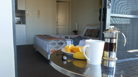 La Vida On Anzac - Australian Directory 34