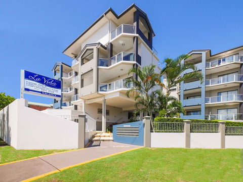 La Vida On Anzac - Australian Directory 37