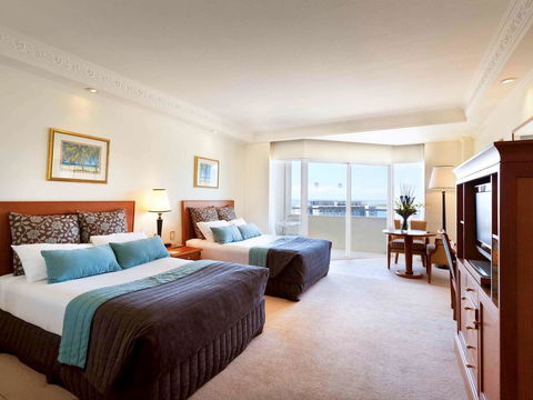 Pullman Cairns International - Australian Directory 44