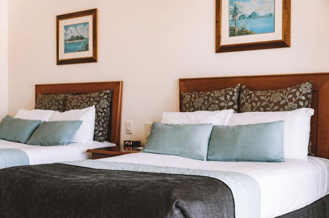 Pullman Cairns International - Australian Directory 20