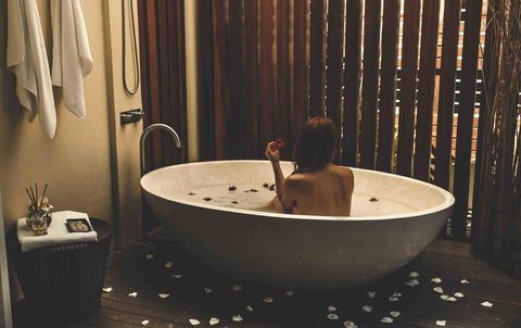 Pullman Cairns International - Australian Directory 11