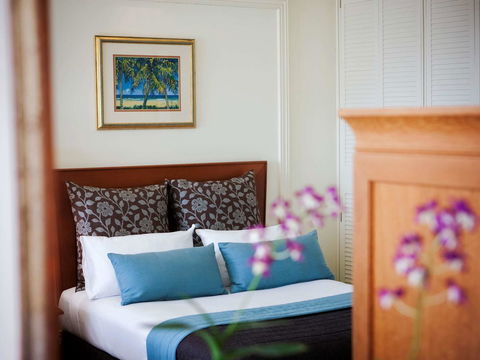 Pullman Cairns International - Australian Directory 43