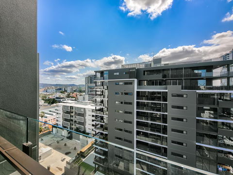 Opera Apartments South Brisbane - Australian Directory 23
