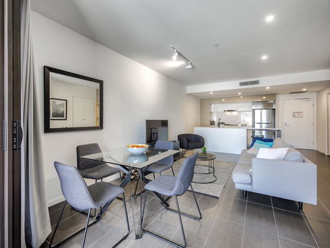 Opera Apartments South Brisbane - Australian Directory 8