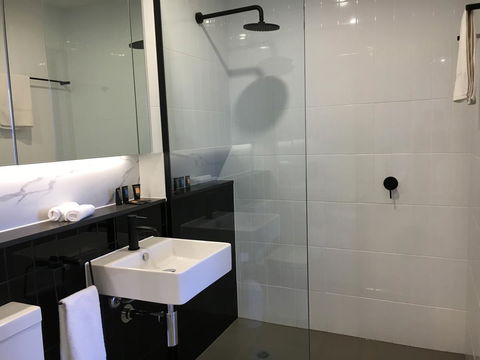 Opera Apartments South Brisbane - Australian Directory 26