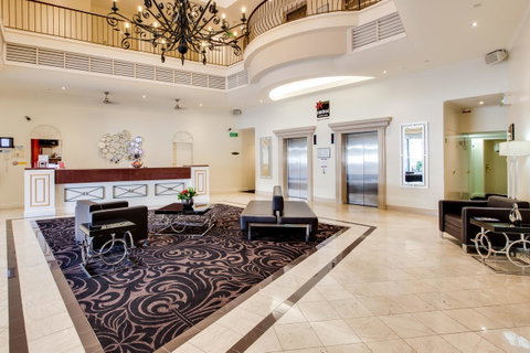 Central Cosmo Apartment Hotel - Australian Directory 3