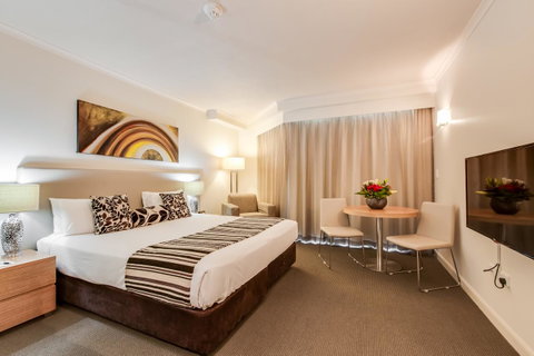 Central Cosmo Apartment Hotel - Australian Directory 19