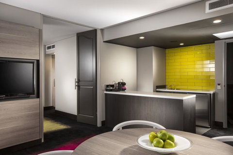 Voco Brisbane City Centre, An IHG Hotel - Australian Directory 21