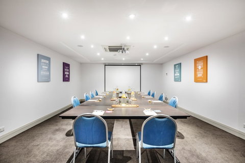 Voco Brisbane City Centre, An IHG Hotel - Australian Directory 9