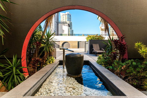 Peppers Broadbeach - Australian Directory 3