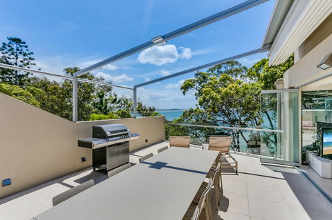 Little Cove Court - Australian Directory 43