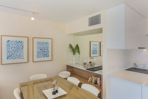 Little Cove Court - Australian Directory 17