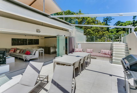 Little Cove Court - Australian Directory 40