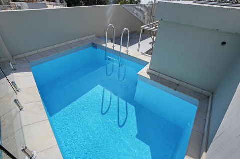 Little Cove Court - Australian Directory 30