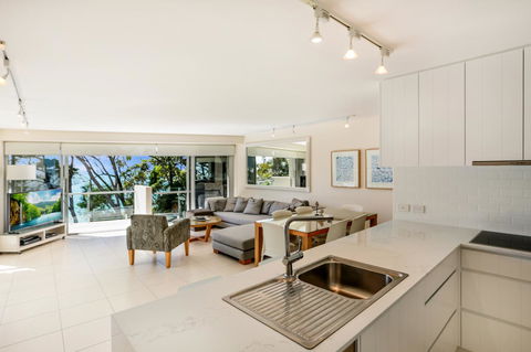 Little Cove Court - Australian Directory 23
