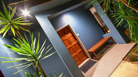 Blue Summit Hideaway - Australian Directory 14