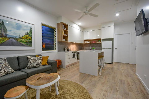 Blue Summit Hideaway - Australian Directory 7