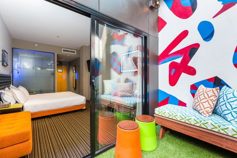 The Constance Fortitude Valley - Australian Directory 10