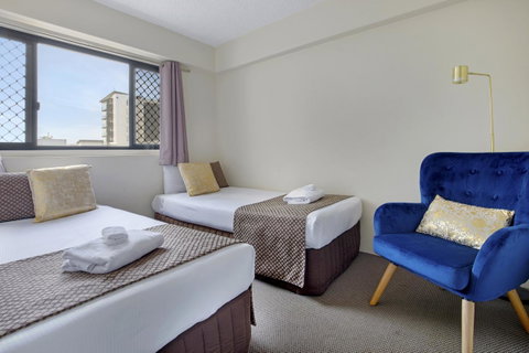 The Metropolitan Spring Hill - Australian Directory 23