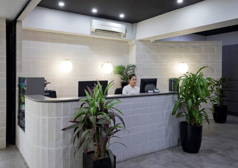 The Metropolitan Spring Hill - Australian Directory 4