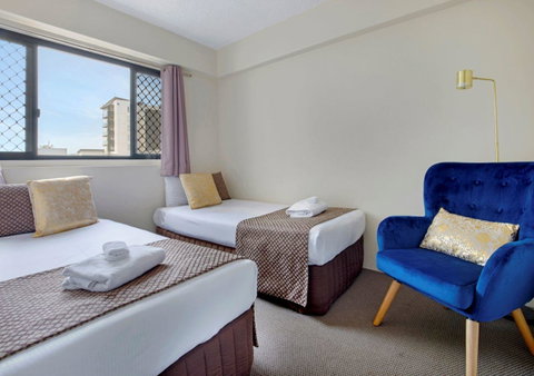 The Metropolitan Spring Hill - Australian Directory 13