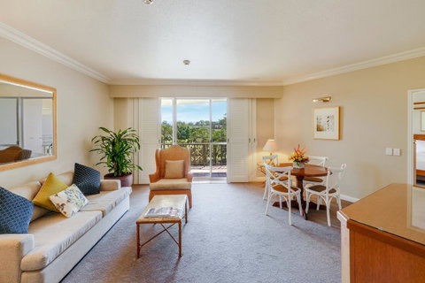 InterContinental Sanctuary Cove Resort, An IHG Hotel - Australian Directory 13