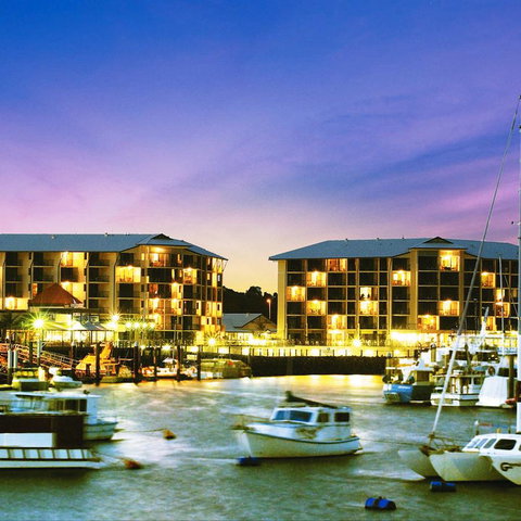 Mantra Hervey Bay - Australian Directory 8
