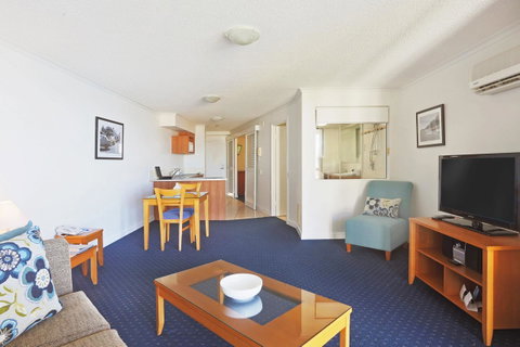 Mantra Hervey Bay - Australian Directory 25