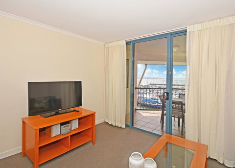 Mantra Hervey Bay - Australian Directory 31
