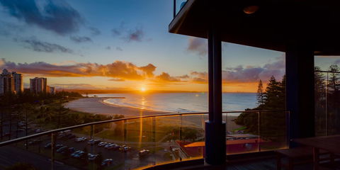 Komune Resort And Beach Club Greenmount Beach - Australian Directory 10