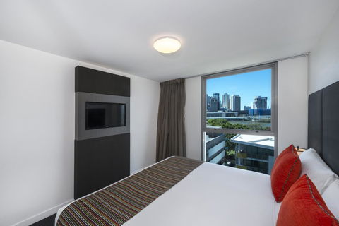 Mantra South Bank Brisbane - Australian Directory 25