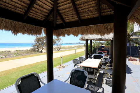 Bilinga Beach Motel - Australian Directory 0