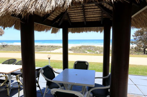 Bilinga Beach Motel - Australian Directory 17