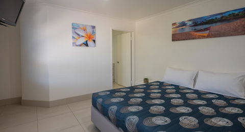 Bilinga Beach Motel - Australian Directory 39