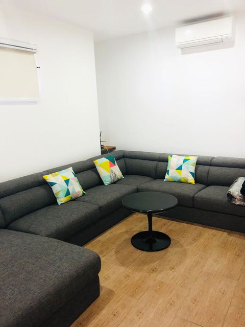 Bilinga Beach Motel - Australian Directory 6