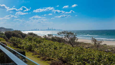 Bilinga Beach Motel - Australian Directory 21