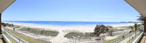 Bilinga Beach Motel - Australian Directory 16