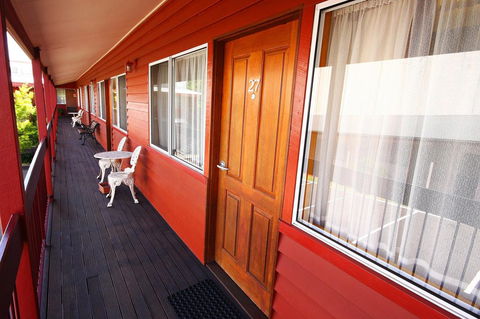 Downs Motel - Australian Directory 21